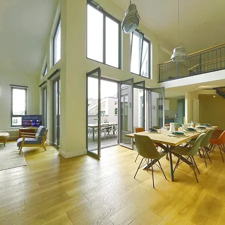 Apartman 4 Bedrooms *